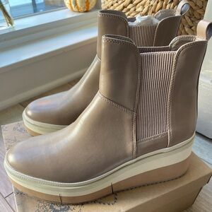 Matisse Shelby Natural Boots